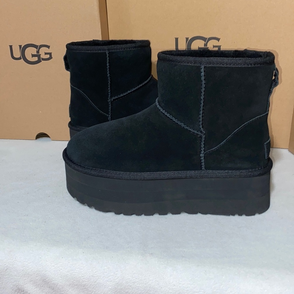 UGG CLASSIC MINI PLATFORM